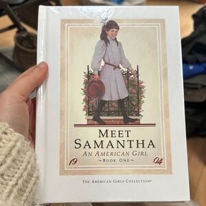 Meet Samantha Book One